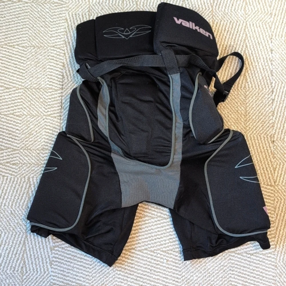Valken Kid's Black Gray Paintball Padded Slide Pants Shorts Size Large
